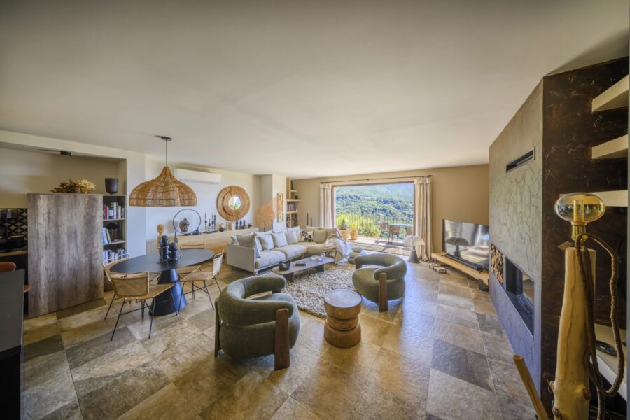 Maison à vendre à Sari-d&rsquo;Orcino — Vue mer — photo 5