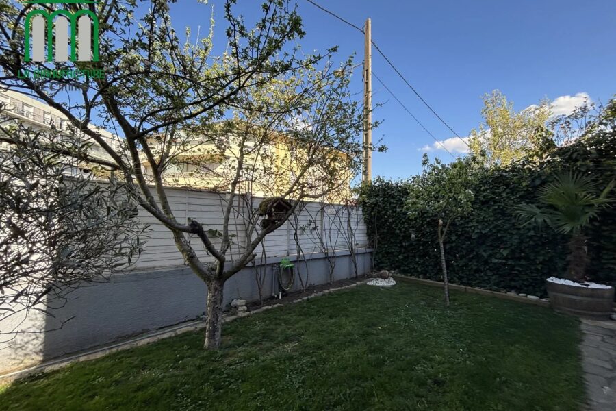 Maison à vendre à Saint-Étienne — Vue parc & jardin — photo 12