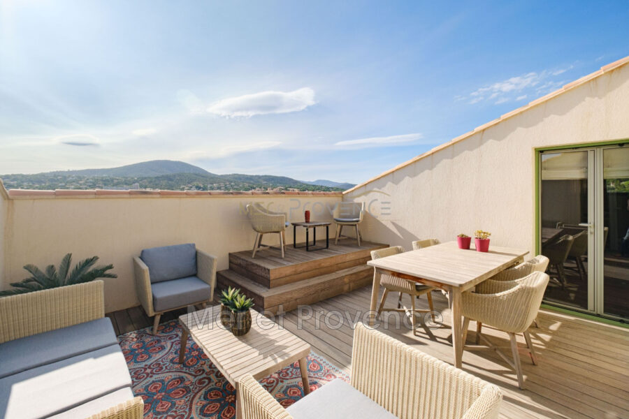 Appartement à vendre à Sainte-Maxime — Vue mer — photo 4