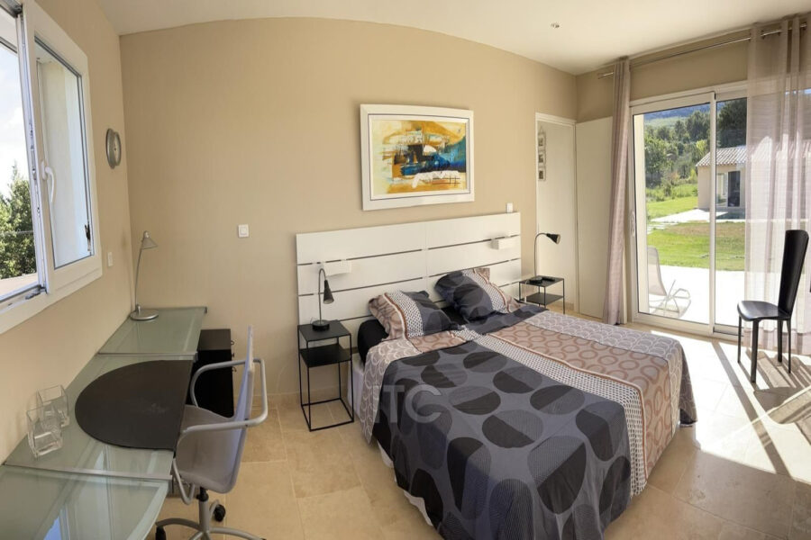 Maison à vendre à Trets — Vue montagne — photo 8