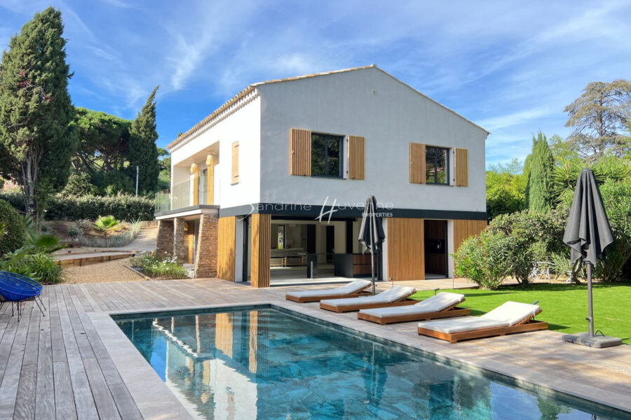 Maison à vendre à La Croix-Valmer — Vue parc & jardin — photo 3