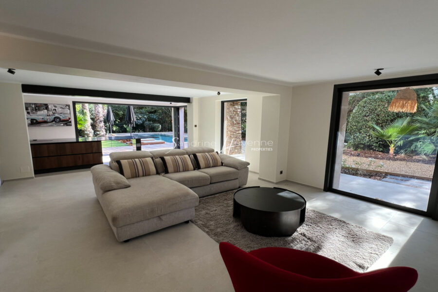 Maison à vendre à La Croix-Valmer — Vue parc & jardin — photo 8