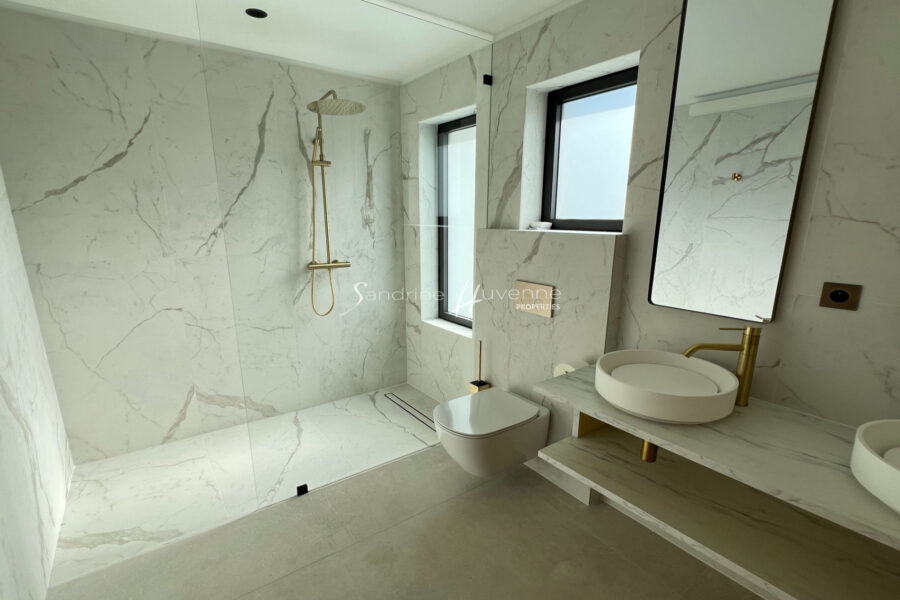 Maison à vendre à La Croix-Valmer — Vue parc & jardin — photo 15