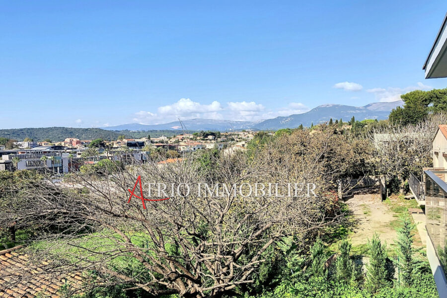 Maison à louer à Cagnes-sur-Mer — Vue nature — photo 1