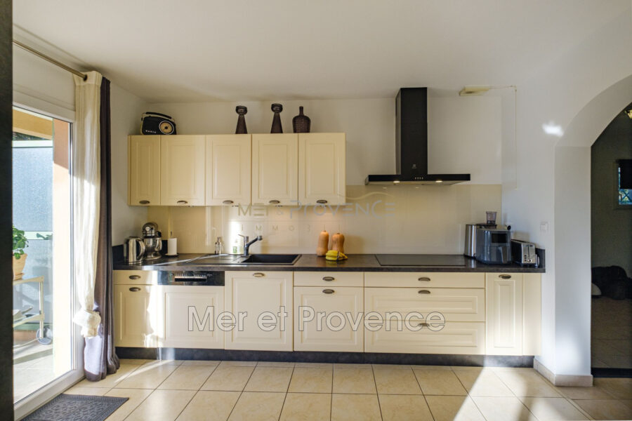 Maison à vendre à Sainte-Maxime — Vue nature — photo 6