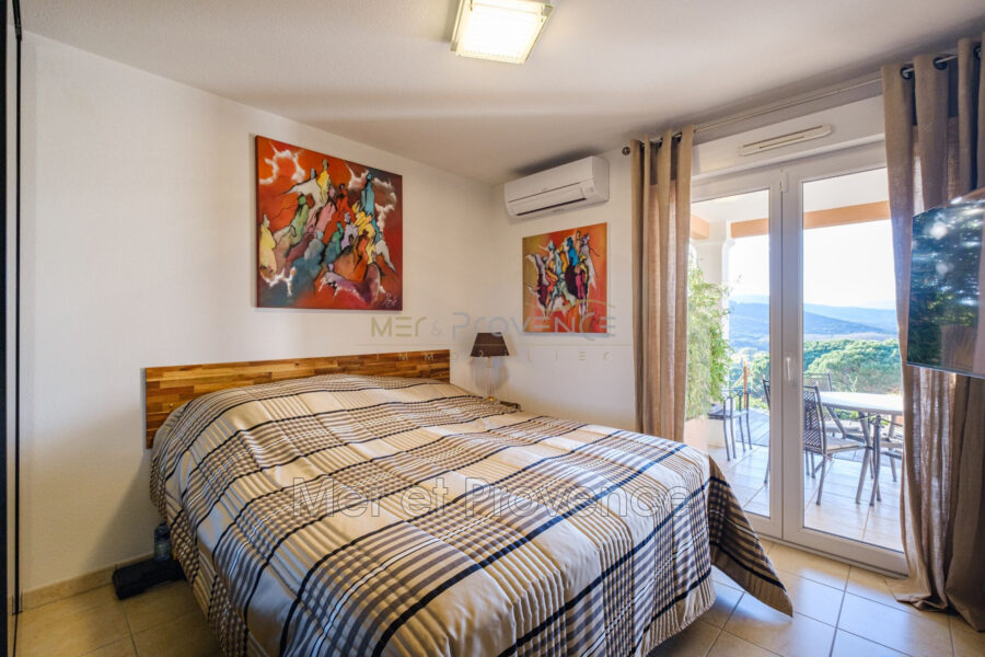 Maison à vendre à Sainte-Maxime — Vue nature — photo 9