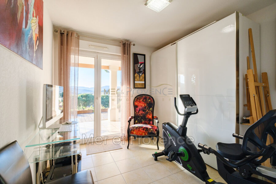 Maison à vendre à Sainte-Maxime — Vue nature — photo 15