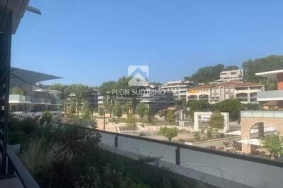 Appartement à louer à Mougins