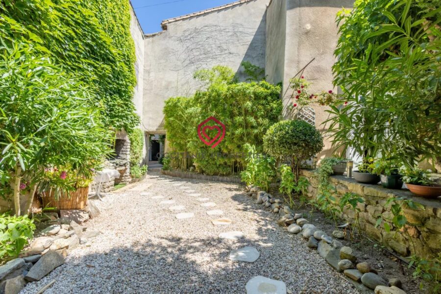 Maison à vendre à Olonzac — Vue sur la ville — photo 15