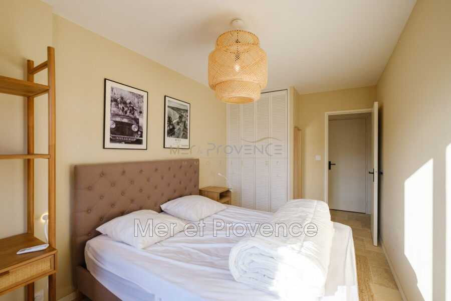 Appartement à vendre à Sainte-Maxime — Vue mer — photo 16