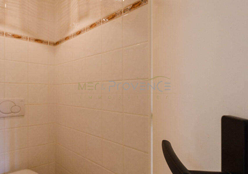 Appartement à vendre à Sainte-Maxime — Vue mer — photo 17