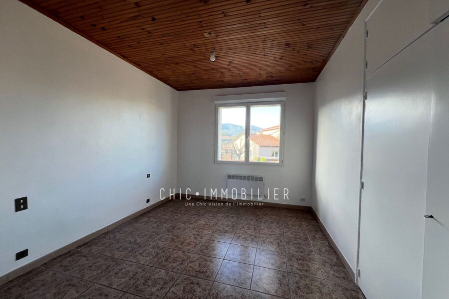 Maison à vendre à Argelès-sur-Mer — Vue sur la ville — photo 8