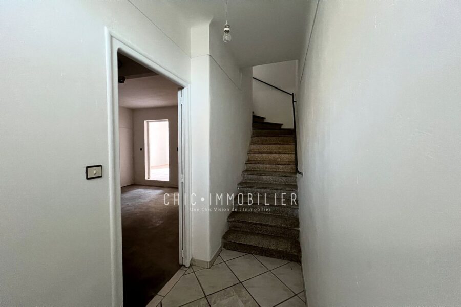 Maison à vendre à Argelès-sur-Mer — Vue sur la ville — photo 9