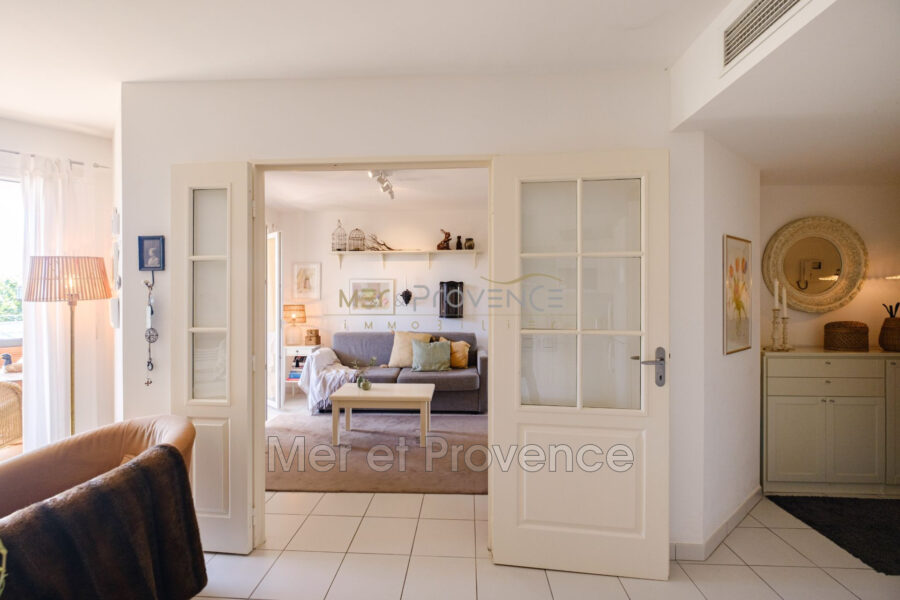 Appartement à vendre à Sainte-Maxime — Vue nature — photo 6