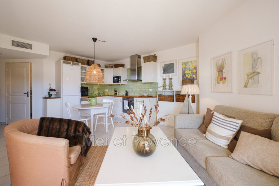 Appartement à vendre à Sainte-Maxime — Vue nature — photo 3