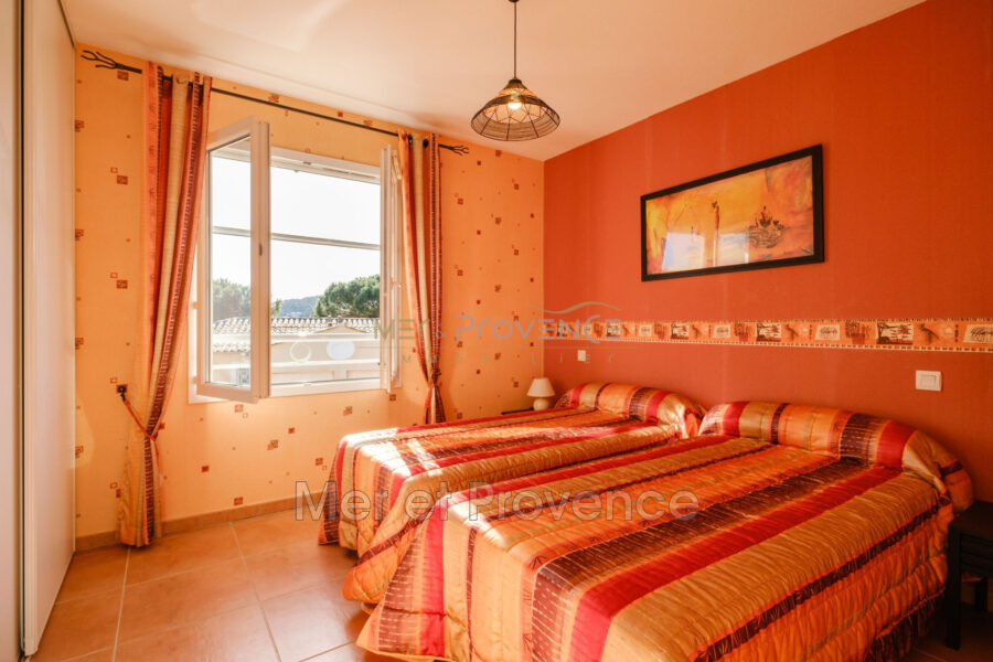 Appartement à vendre à Sainte-Maxime — Vue nature — photo 9