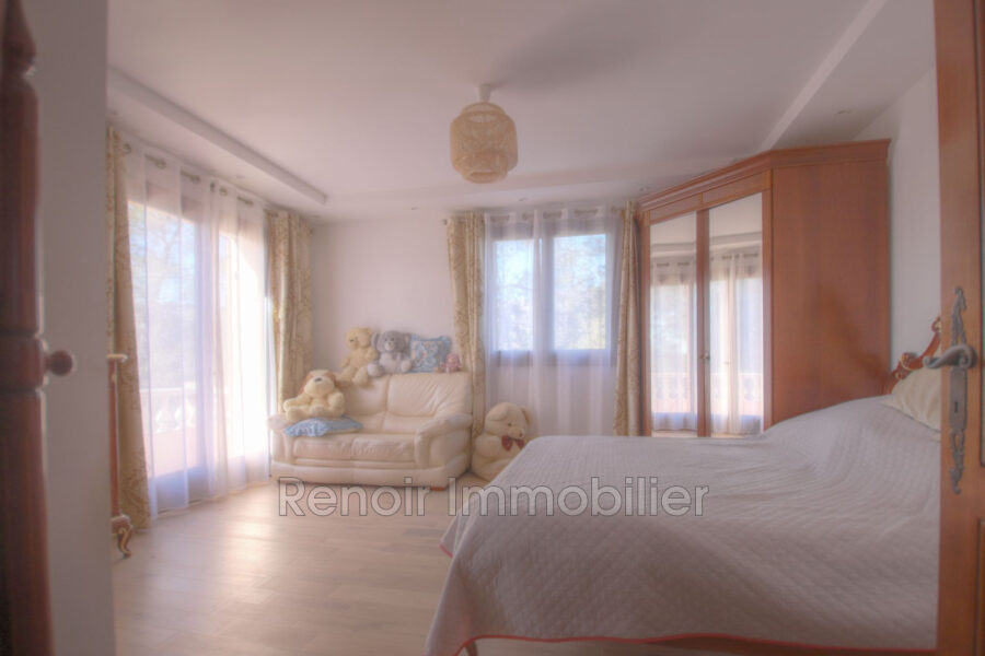 Maison à vendre à La Colle-sur-Loup — Vue parc & jardin — photo 15