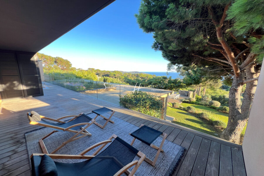 Maison à vendre à La Croix-Valmer — Vue mer — photo 10
