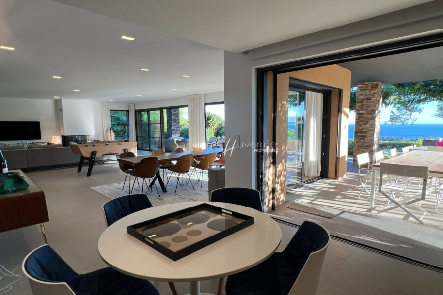 Maison à vendre à La Croix-Valmer — Vue mer — photo 4