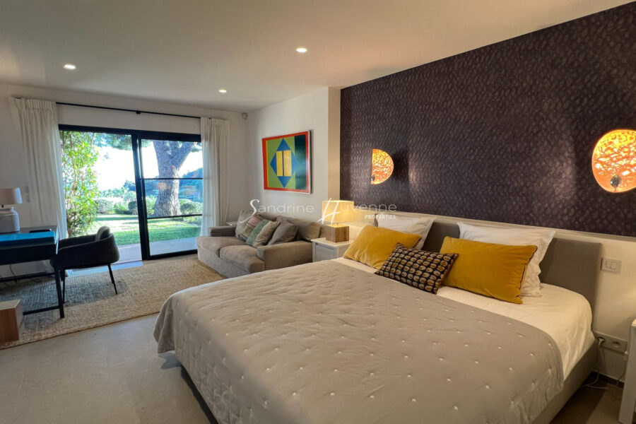 Maison à vendre à La Croix-Valmer — Vue mer — photo 15
