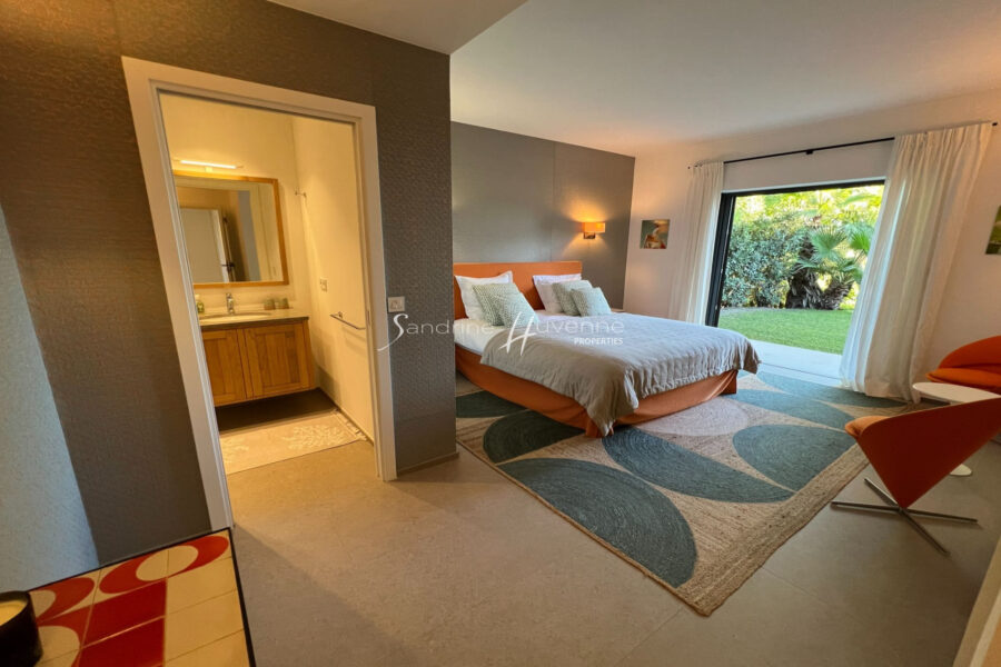 Maison à vendre à La Croix-Valmer — Vue mer — photo 12