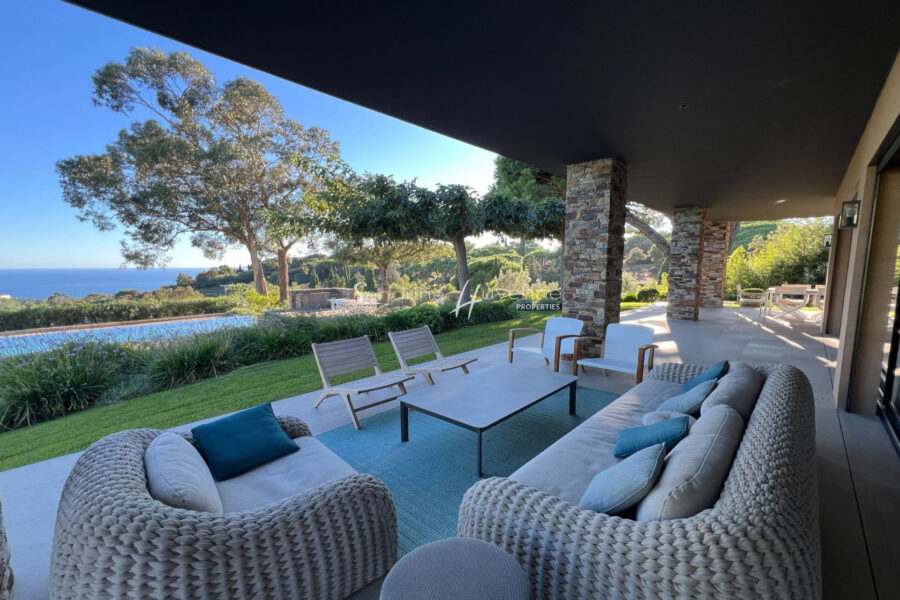 Maison à vendre à La Croix-Valmer — Vue mer — photo 7
