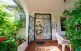 Maison à vendre à Cap-d&rsquo;Antibes — Vue parc & jardin — photo 2