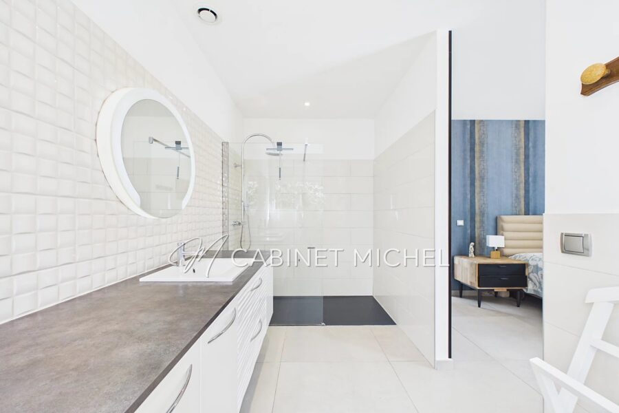 Maison à vendre à Le Rouret — Vue montagne — photo 18