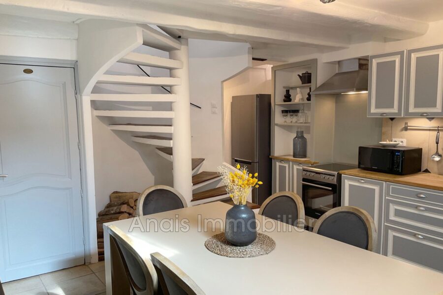Maison à vendre à Cogolin — Vue sur la ville — photo 4