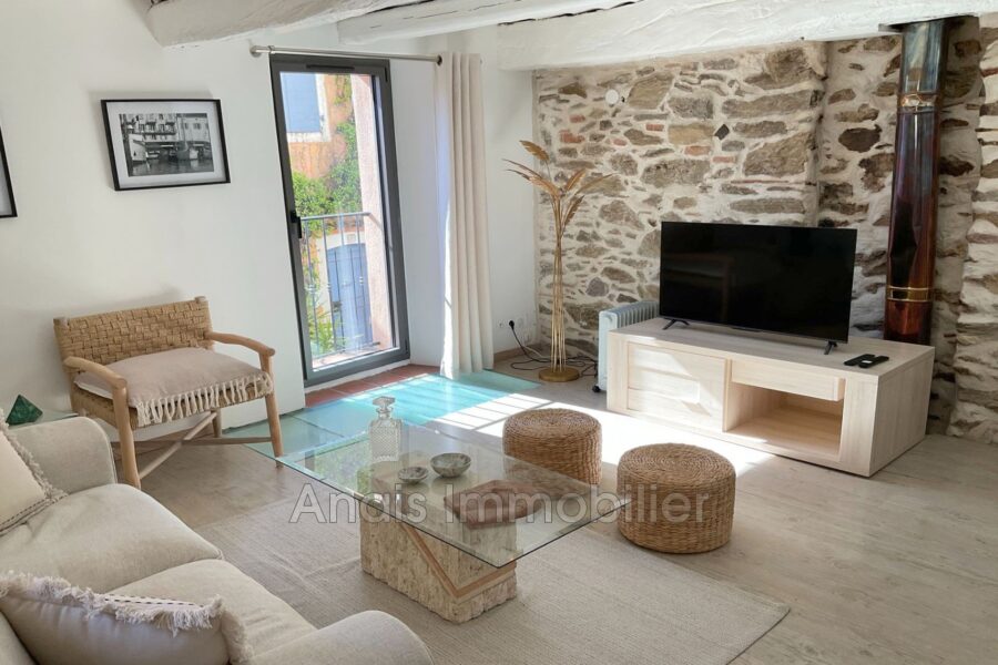 Maison à vendre à Cogolin — Vue sur la ville — photo 6