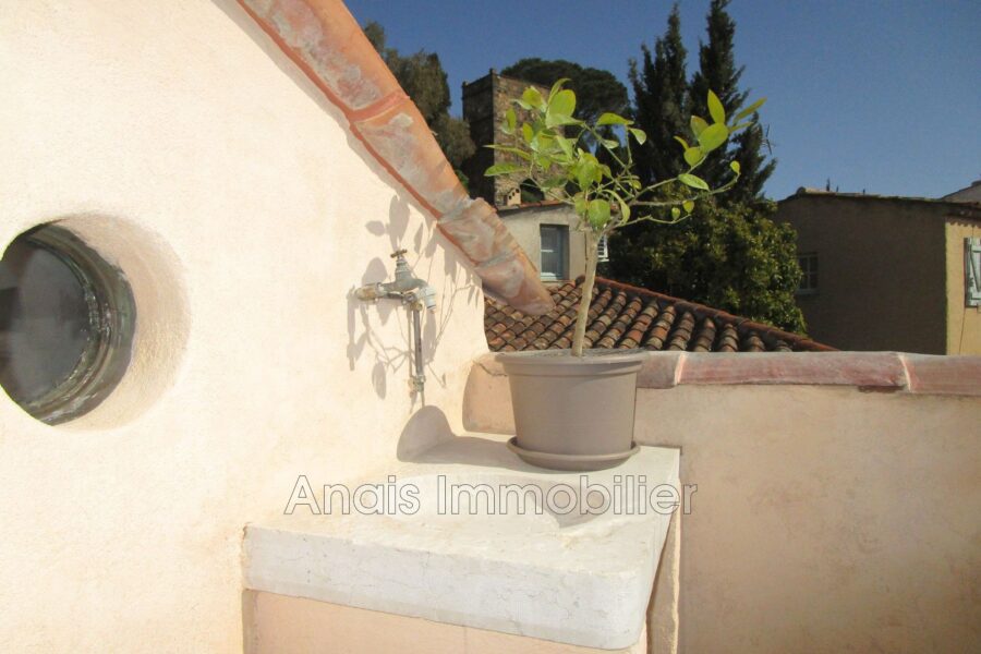 Maison à vendre à Cogolin — Vue sur la ville — photo 15
