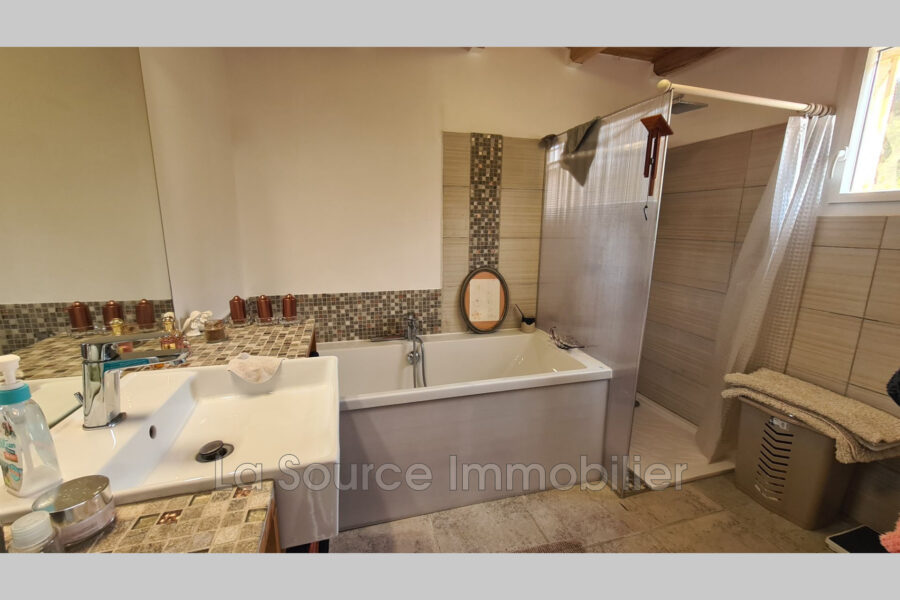 Maison à vendre à La Garde-Freinet — Vue vignes — photo 6