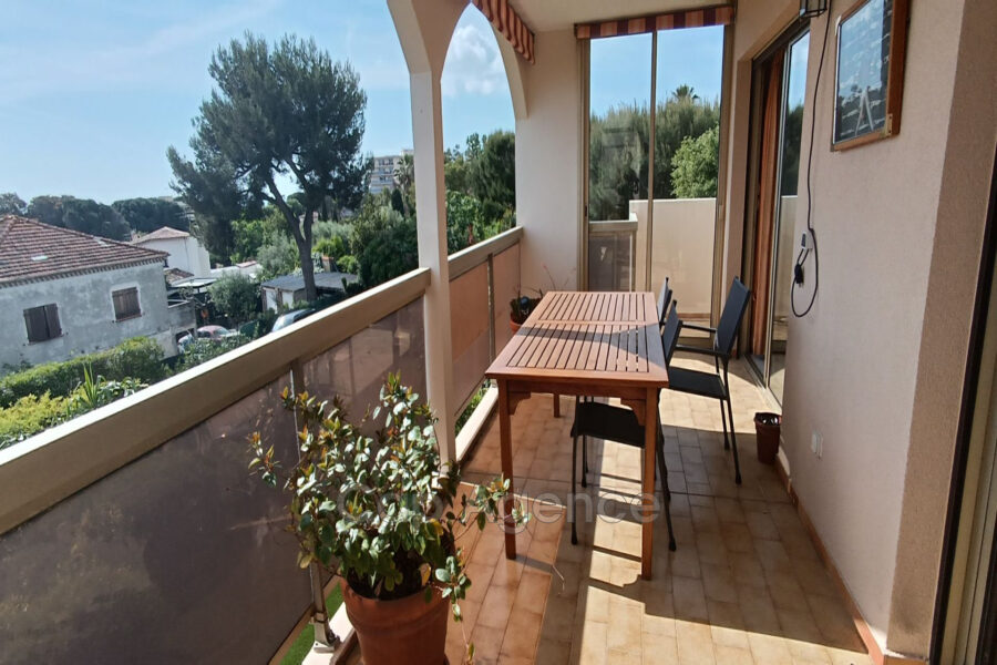 Appartement à vendre à Antibes — Vue mer — photo 2