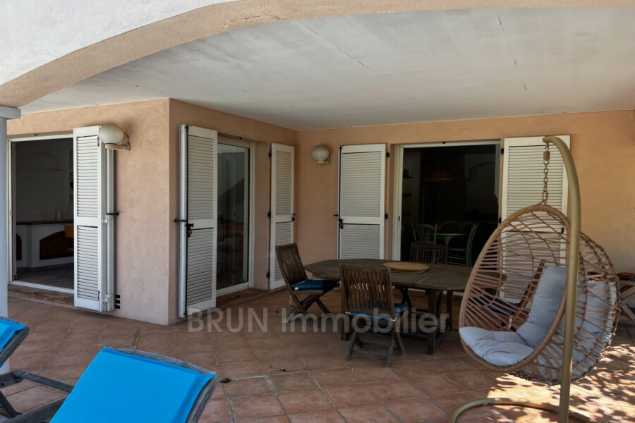 Maison à vendre à Antibes — Vue mer — photo 8