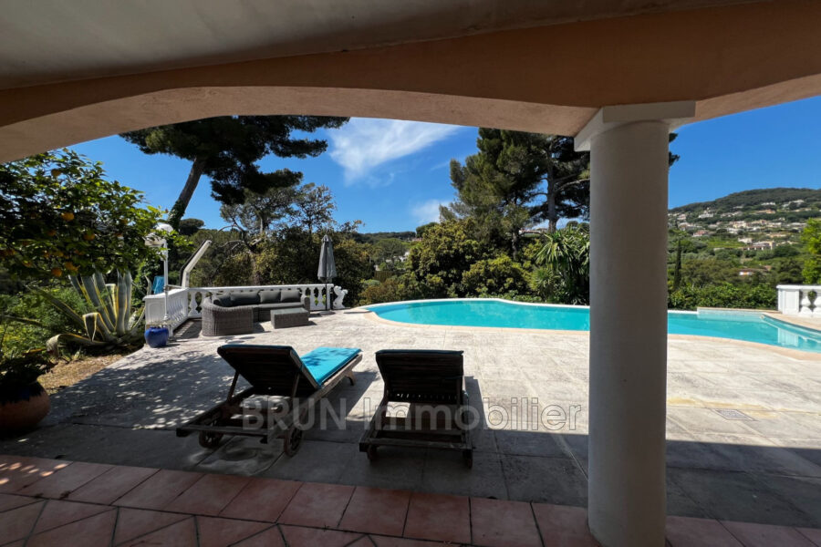 Maison à vendre à Antibes — Vue mer — photo 11