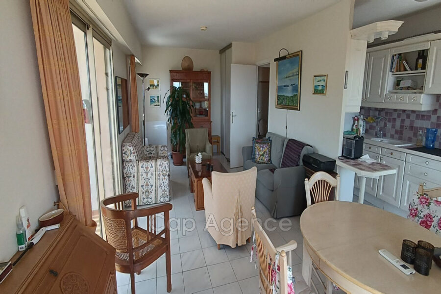 Appartement à vendre à Antibes — Vue mer — photo 4