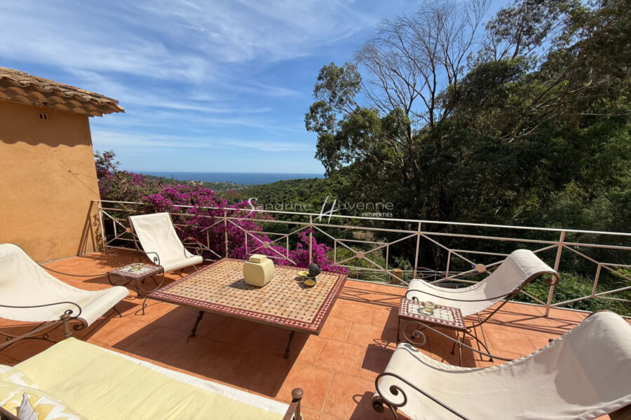 Maison à vendre à Cavalaire-sur-Mer — Vue mer — photo 3
