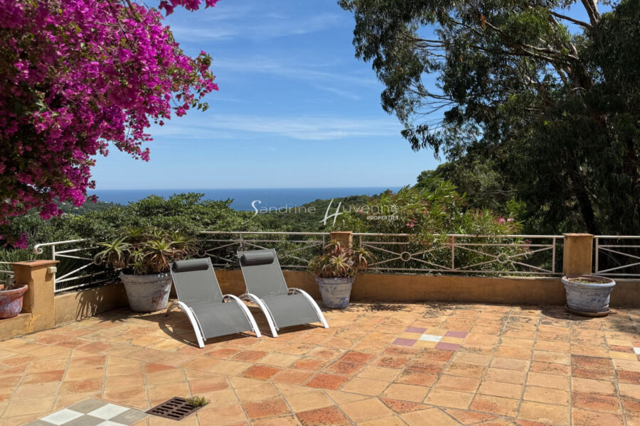 Maison à vendre à Cavalaire-sur-Mer — Vue mer — photo 11