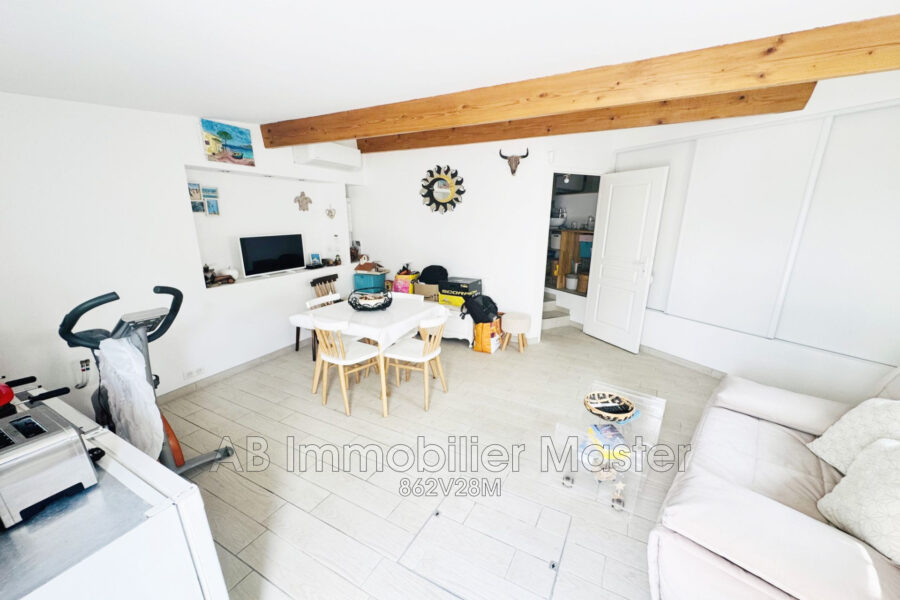 Maison à vendre à Antibes — Vue parc & jardin — photo 12
