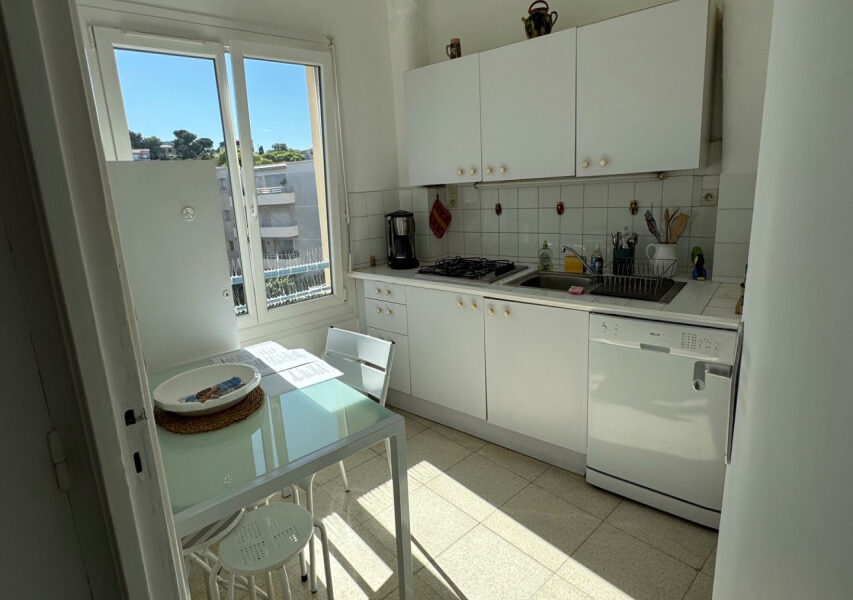 Appartement à vendre à Antibes — Vue mer — photo 5
