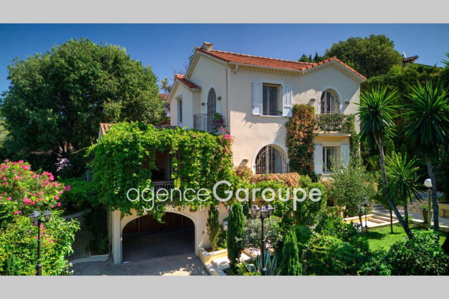 Maison à vendre à Cap-d&rsquo;Antibes — Vue parc & jardin — photo 18