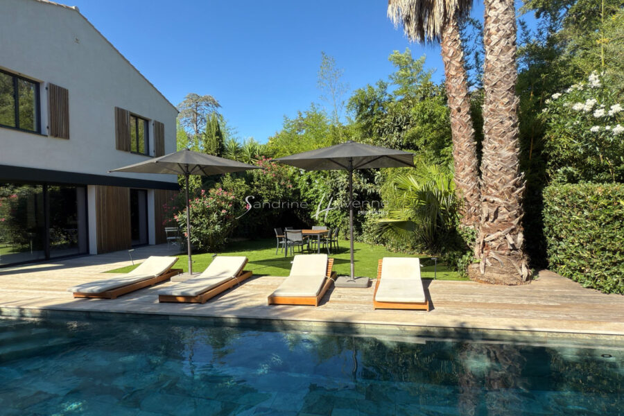 Maison à vendre à La Croix-Valmer — Vue parc & jardin — photo 4
