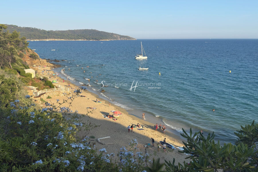 Maison à vendre à La Croix-Valmer — Vue mer — photo 1