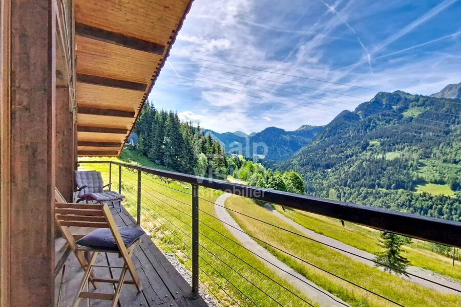Maison à vendre à Abondance — Vue montagne — photo 1