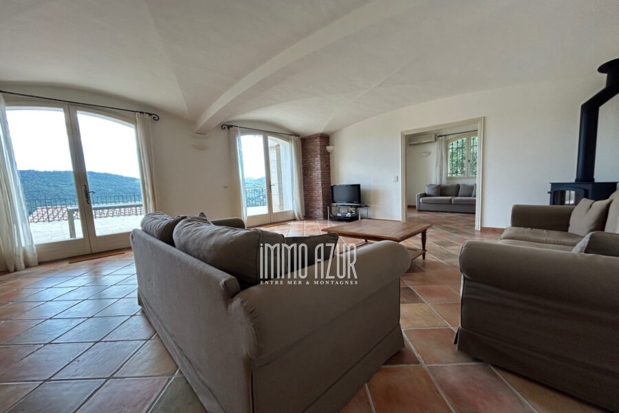 Maison à vendre à Tourrettes-sur-Loup — Vue montagne — photo 17