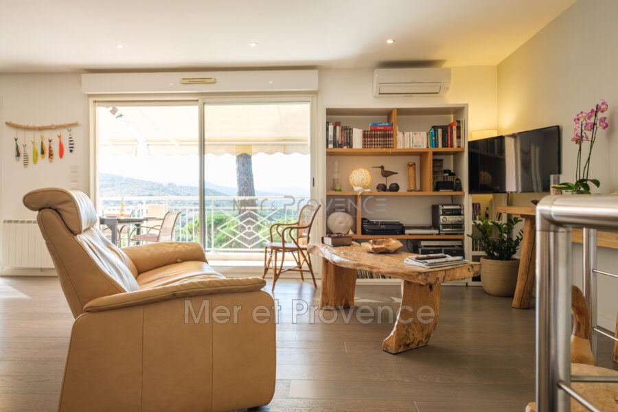 Maison à vendre à Sainte-Maxime — Vue vignes — photo 5