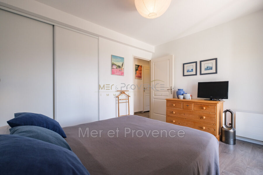 Maison à vendre à Sainte-Maxime — Vue vignes — photo 18