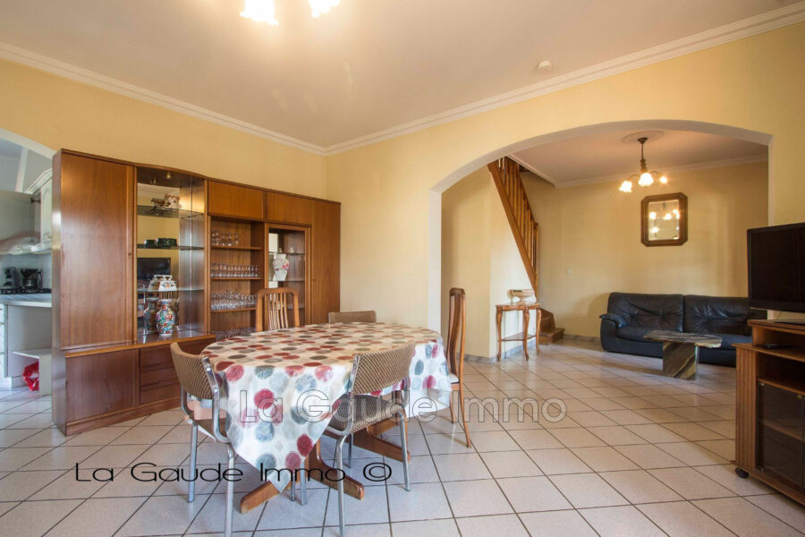 Maison à vendre à La Gaude — Vue montagne — photo 4