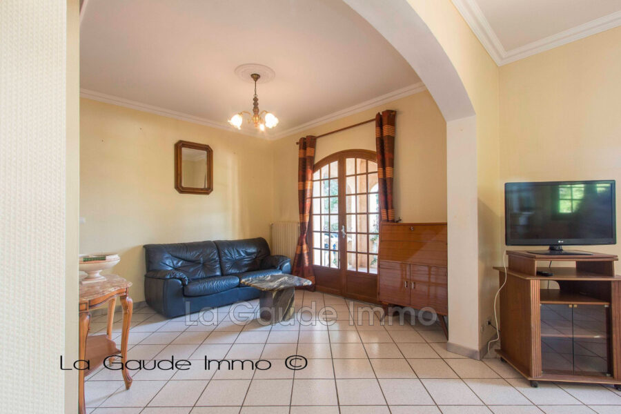 Maison à vendre à La Gaude — Vue montagne — photo 6