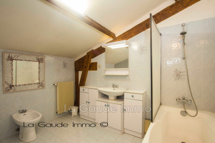 Maison à vendre à La Gaude — Vue montagne — photo 14